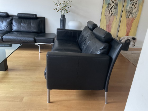 Image 1 of 2 Ledersofas (Walter Knoll) und ein Beistelltisch (Wittmann)