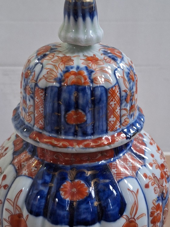 Image 1 of Japanische Imari-Deckelvase