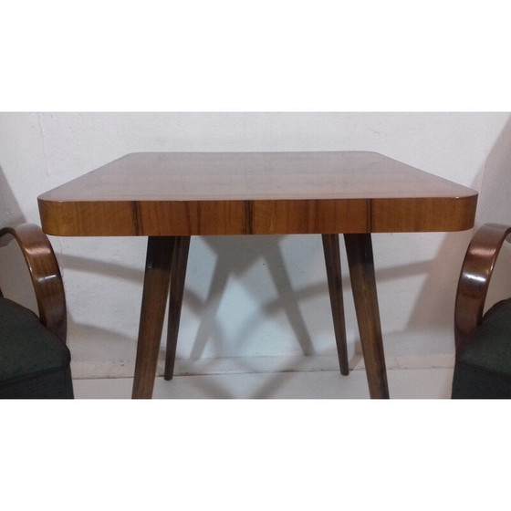 Image 1 of Set aus 2 Vintage-Sesseln und Tisch von Jindřich Halabala aus grünem Stoff und Eichenholz