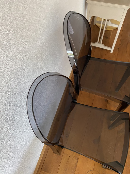 Satz Kartell-Stühle Ghost