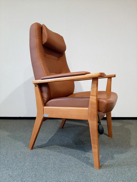 Image 1 of Farstrup Seniorenstuhl aus Leder
