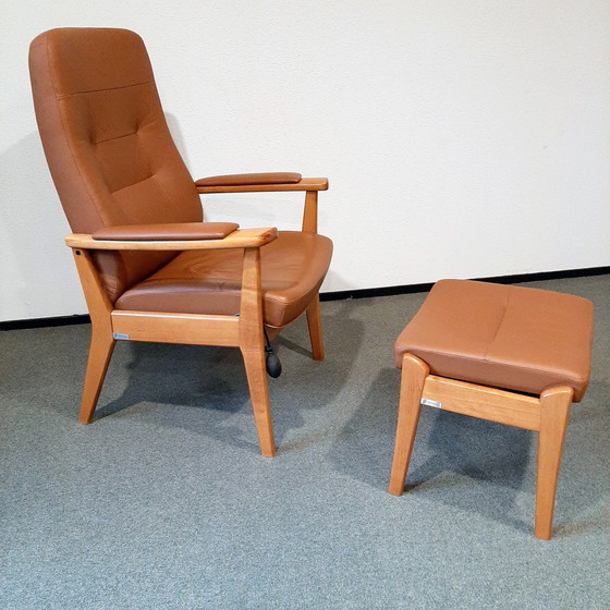 Image 1 of Farstrup Seniorenstuhl aus Leder