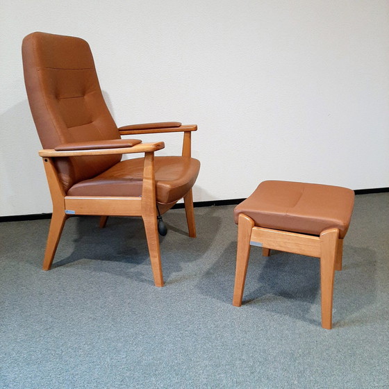 Image 1 of Farstrup Seniorenstuhl aus Leder