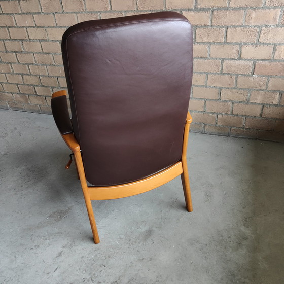 Image 1 of Design-Relaxsessel Farstrup Typ Plus 5900 Bordeauxrotes Leder