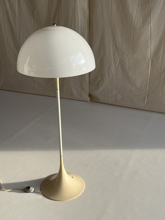 Image 1 of Verner Panton für Louis Poulsen Panthella Stehlampe