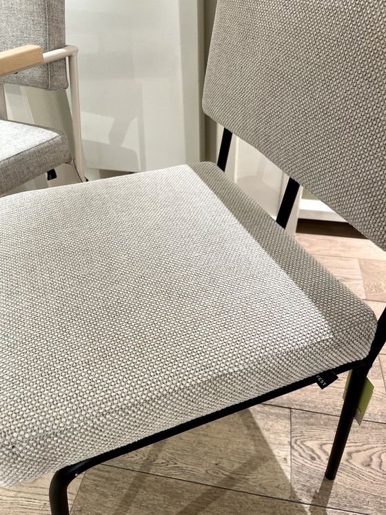 Image 1 of FEST Monday Esszimmerstuhl