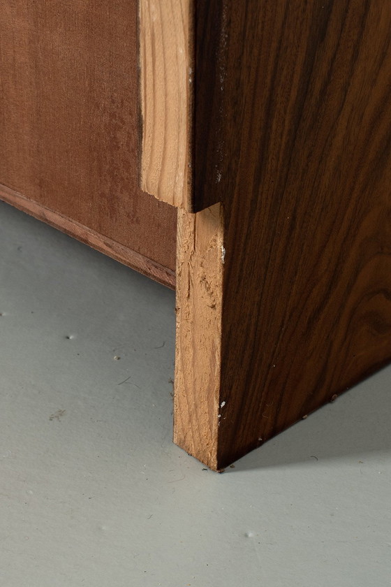 Image 1 of Flacher Bücherschrank