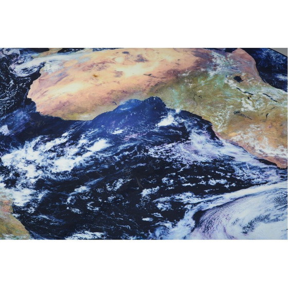 Image 1 of Vintage Couchtisch mit Plexiglasfuß und Harzplatte, 1990