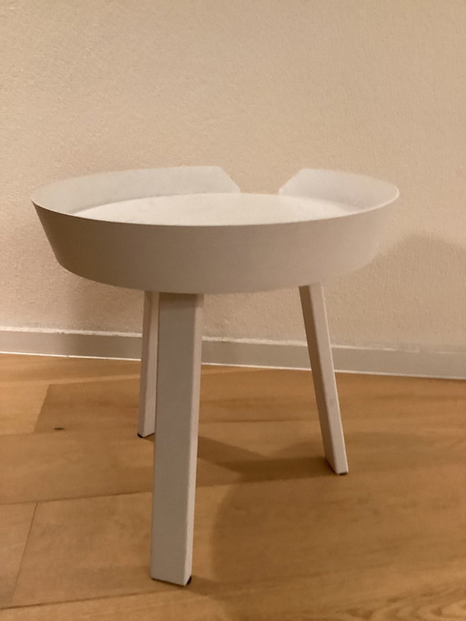 Muuto Around Table Klein Weiß