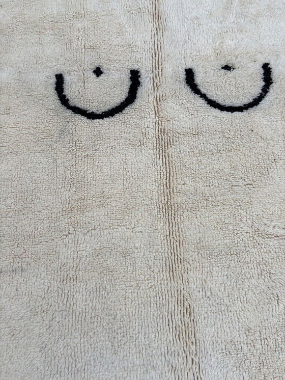 Image 1 of Moderner minimalistischer weißer marokkanischer Vorleger