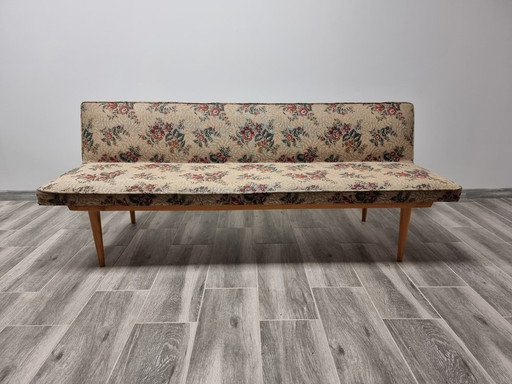 Sofa von Miroslav Navratil