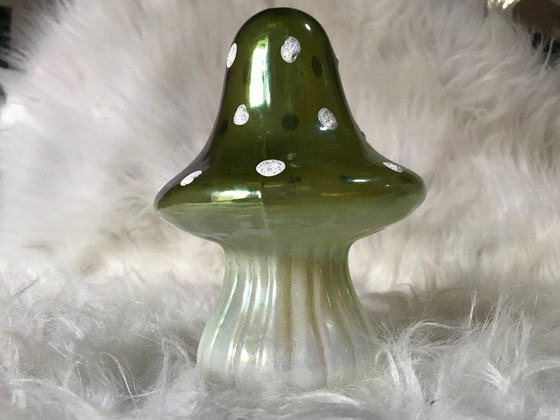 Image 1 of Kleiner psychedelischer Pilz - Magic Mushroom - mundgeblasenes Glas - 1950