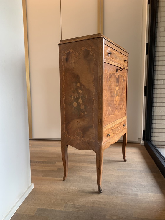 Image 1 of Barschrank aus Intarsien