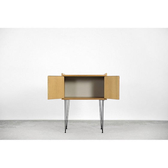 Image 1 of Vintage-Kommode aus skandinavischem Teakholz mit Metall-Haarnadelbeinen, 1960er Jahre