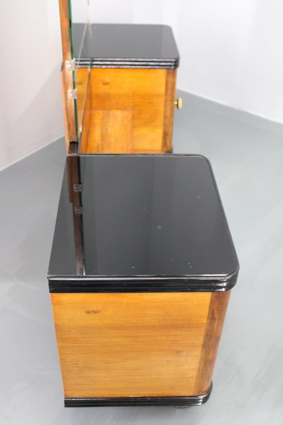 Image 1 of 1940S Italienisch Art Deco Spiegel Kabinett in Nussbaum Finish