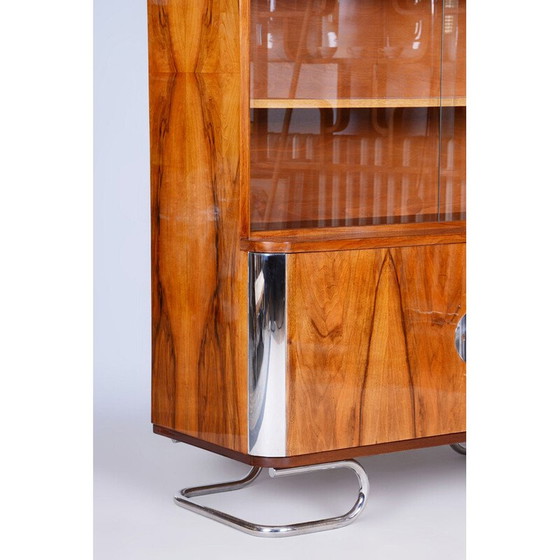 Image 1 of Vintage Art Deco Bücherregal aus Nussbaum und Glas von Vichr, Tschechoslowakei 1930