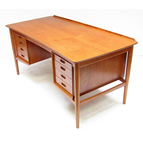 Image 1 of Alter dänischer Schreibtisch aus Teakholz von Svend Aage Madsen für Sigurd Hansen, 1960er Jahre