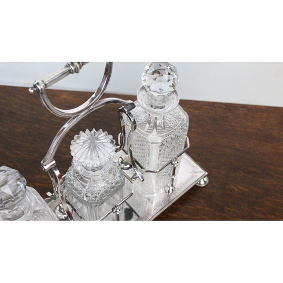 Image 1 of Vintage viktorianischen Silber Tantalus 3 Flasche Dekanter Set