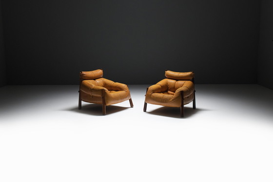 Image 1 of Atemberaubende & seltene Mp-81 Lounge Chairs von Percival Lafer für Lafer S.A.