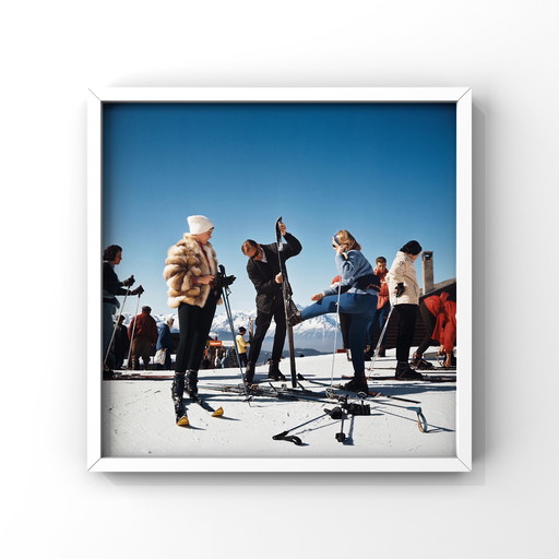 Slim Aarons – Skifahrer in Verbiers, Schweiz 1964, Kunstdruck