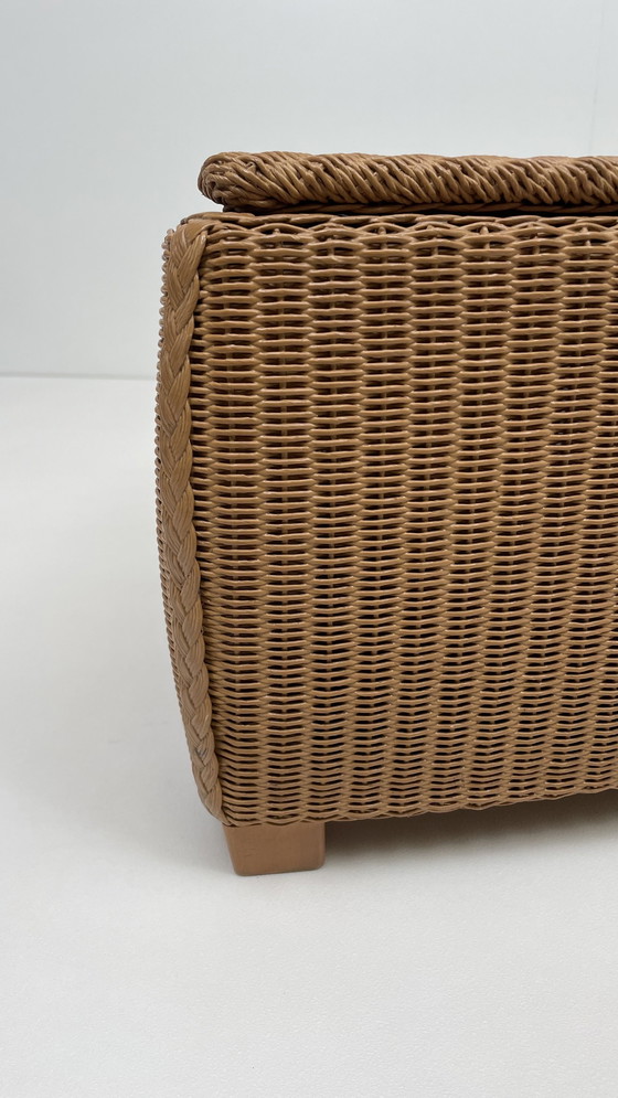 Image 1 of Lloyd Loom stabiler Rattan-Hocker mit Deckel