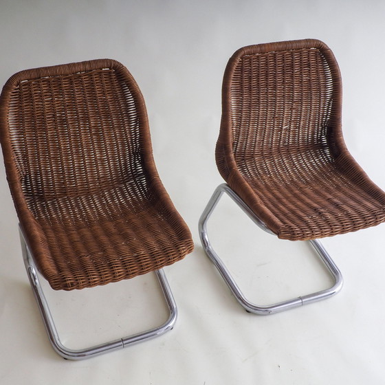 Image 1 of 2 Rattan-Freischwinger Dirk Van Sliedregt für Gebroeders Jonkers Noordwolde zugeschrieben