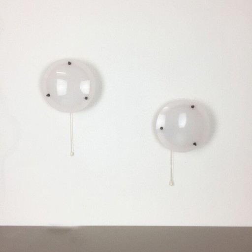 Paar modernistische Wandleuchter aus Acryl und Metall, Italien 1950