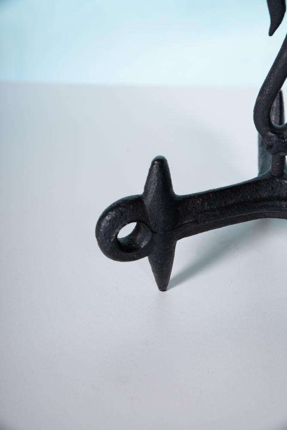 Image 1 of Brutalistischer Kerzenhalter aus Metall, minimalistischer Kerzenhalter aus Eisen