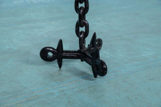 Image 1 of Brutalistischer Kerzenhalter aus Metall, minimalistischer Kerzenhalter aus Eisen