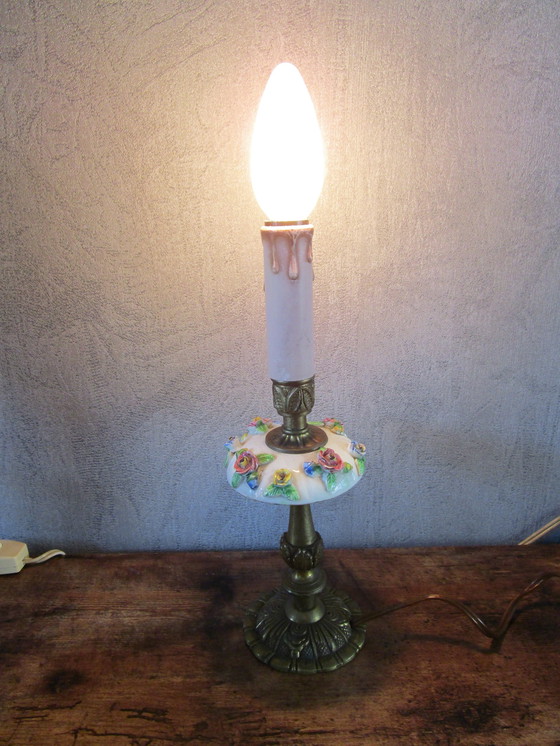 Image 1 of Schöne Retro-Tischlampe.