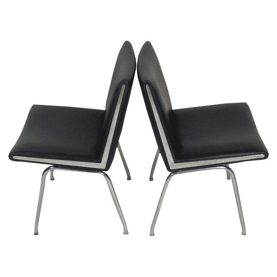 Image 1 of Satz von zwei Airport Lounge Chairs in Schwarz von Hans J. Wegner für A.P. Stolen 1960