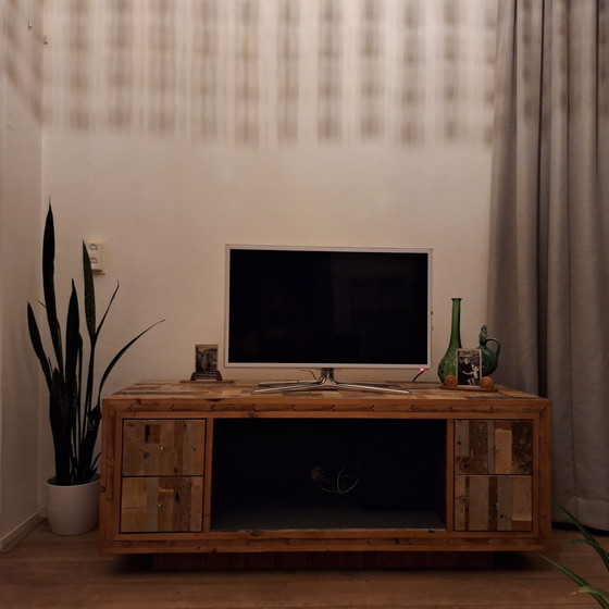 Image 1 of Vintage Sideboard/TV-Schrank Altholz