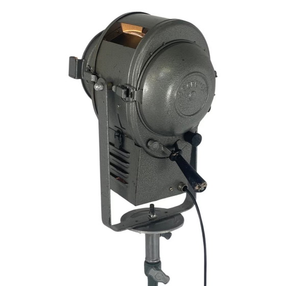Image 1 of AE Cremer – 1950er Jahre – Studiolampe/Strahler – Grün – Auf originalem Metallstativ – Komplett original und neu verkabelt – Her