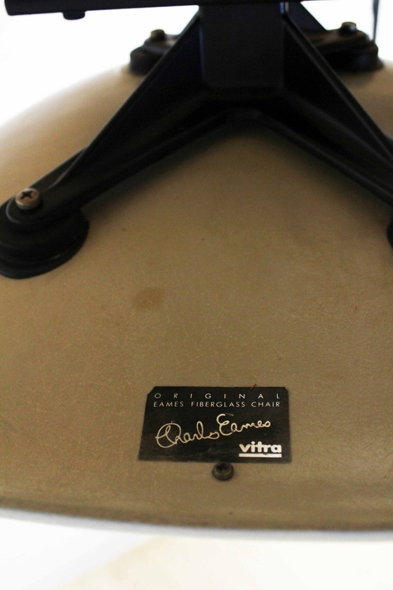 Image 1 of Originalbank EAMES Edition VITRA aus den 70er Jahren