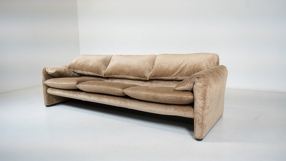 Image 1 of Mid-Century Modernes Sofa "Maralunga" von Vico Magistretti für Cassina- Neue Polsterung