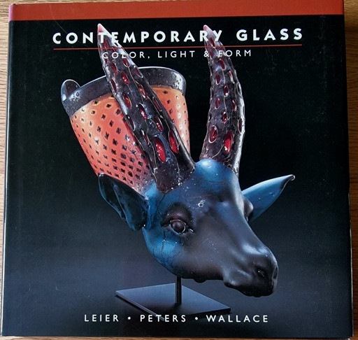 Zeitgenössisches Glas