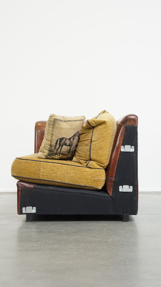 Image 1 of 2,5-Sitzer-Sofa aus Schafsleder mit Stoffpolstern