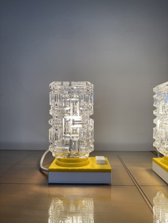 Image 1 of Vintage Tischlampe, Graewe, Gelb / Weiß mit Glaskuppel, 70S, 1970S, Retro, Mid Century, Space Age, Deutschland, Pop Art