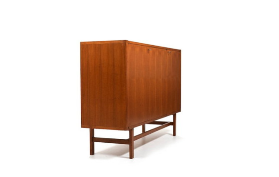 Image 1 of Feines dänisches minimalistisches Teakholz-Sideboard um 1960