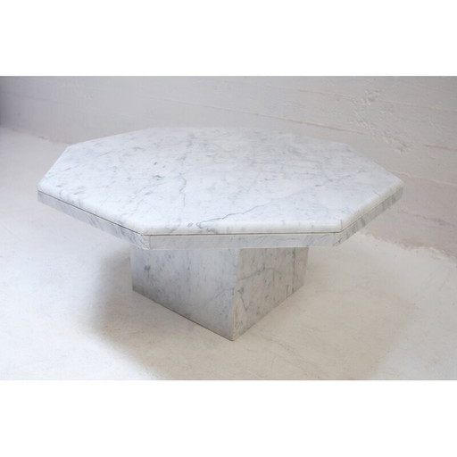 Achteckiger Couchtisch aus Carrara-Marmor, 1970