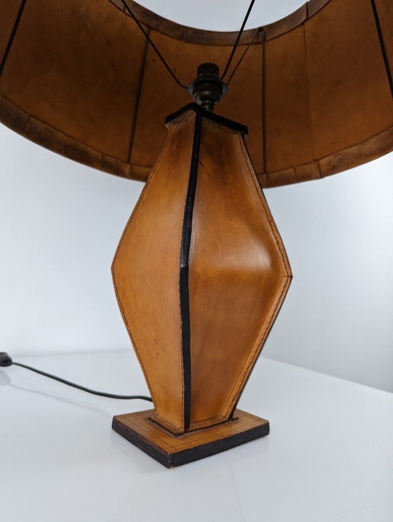 Image 1 of Tischlampe in Leder von Jacques Adnet 1940S