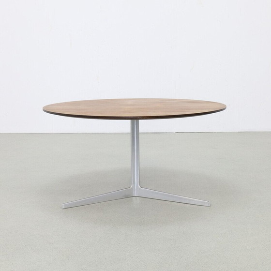 Image 1 of Alter runder Couchtisch von Arne Jacobsen für Fritz Hansen, 1960