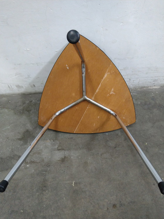 Image 1 of Resopal-Beistelltisch