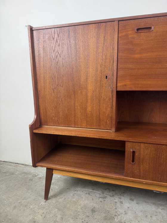 Image 1 of Vintage-Highboard