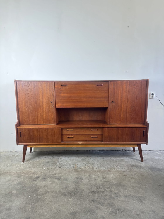 Image 1 of Vintage-Highboard