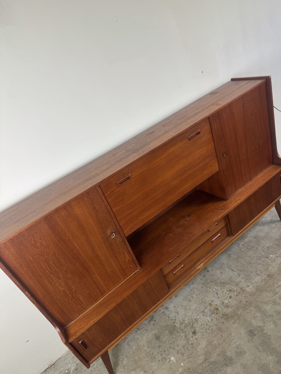 Image 1 of Vintage-Highboard