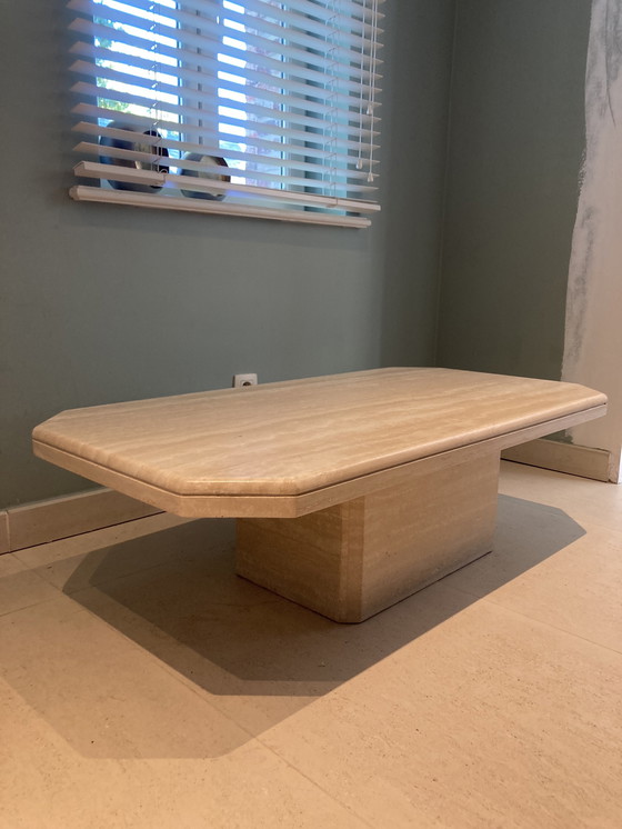 Image 1 of Couchtisch aus Travertin