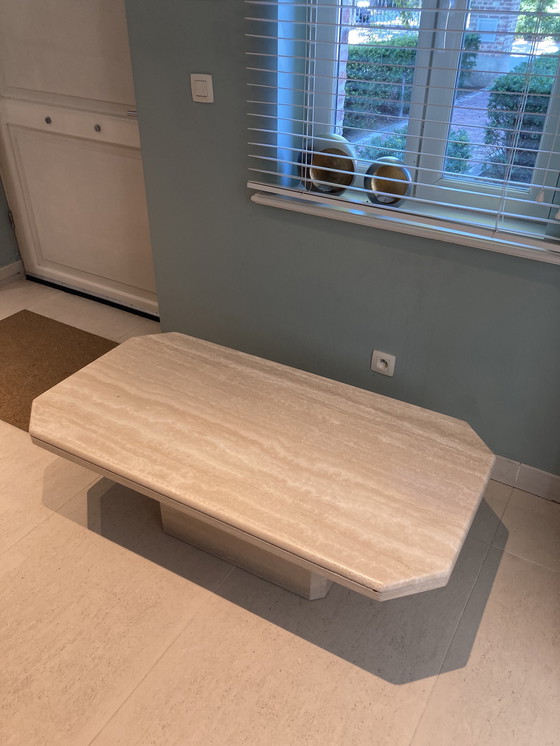 Image 1 of Couchtisch aus Travertin