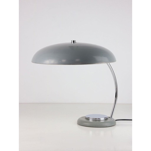 Vintage Bauhaus Tischlampe mit großen Knöpfen