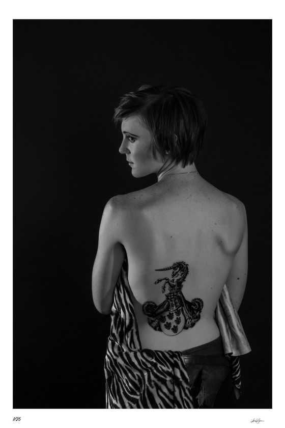 Image 1 of Igor Zeiger. Eisen. Das Farnese-Mädchen.